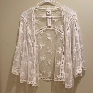 Lace kimono